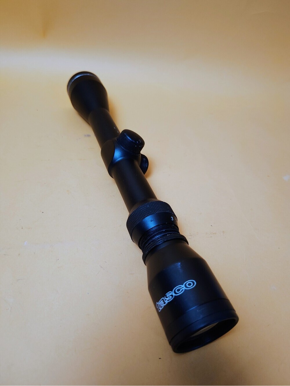 Tasco Pronghorn 3 - 9 x 40 Rifle Scope